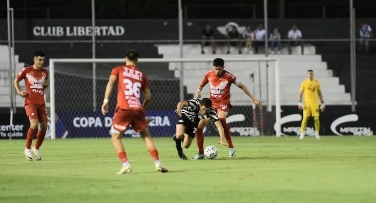 Libertad vs Ameliano